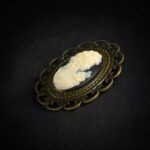 Брошь-камея Античная муза — изображение 3