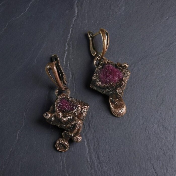 Серьги с красным корундом — изображение 2