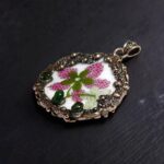 Подвеска фрагмент винтажного фарфора Романс лепестков — изображение 3