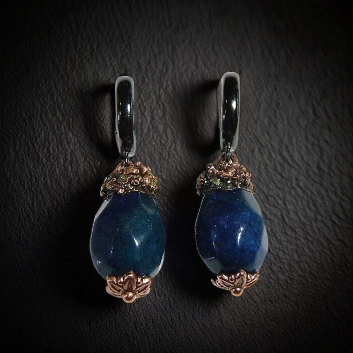 Серьги с синим корундом — изображение 2