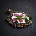 Подвеска фрагмент винтажного фарфора Романс лепестков — изображение 4